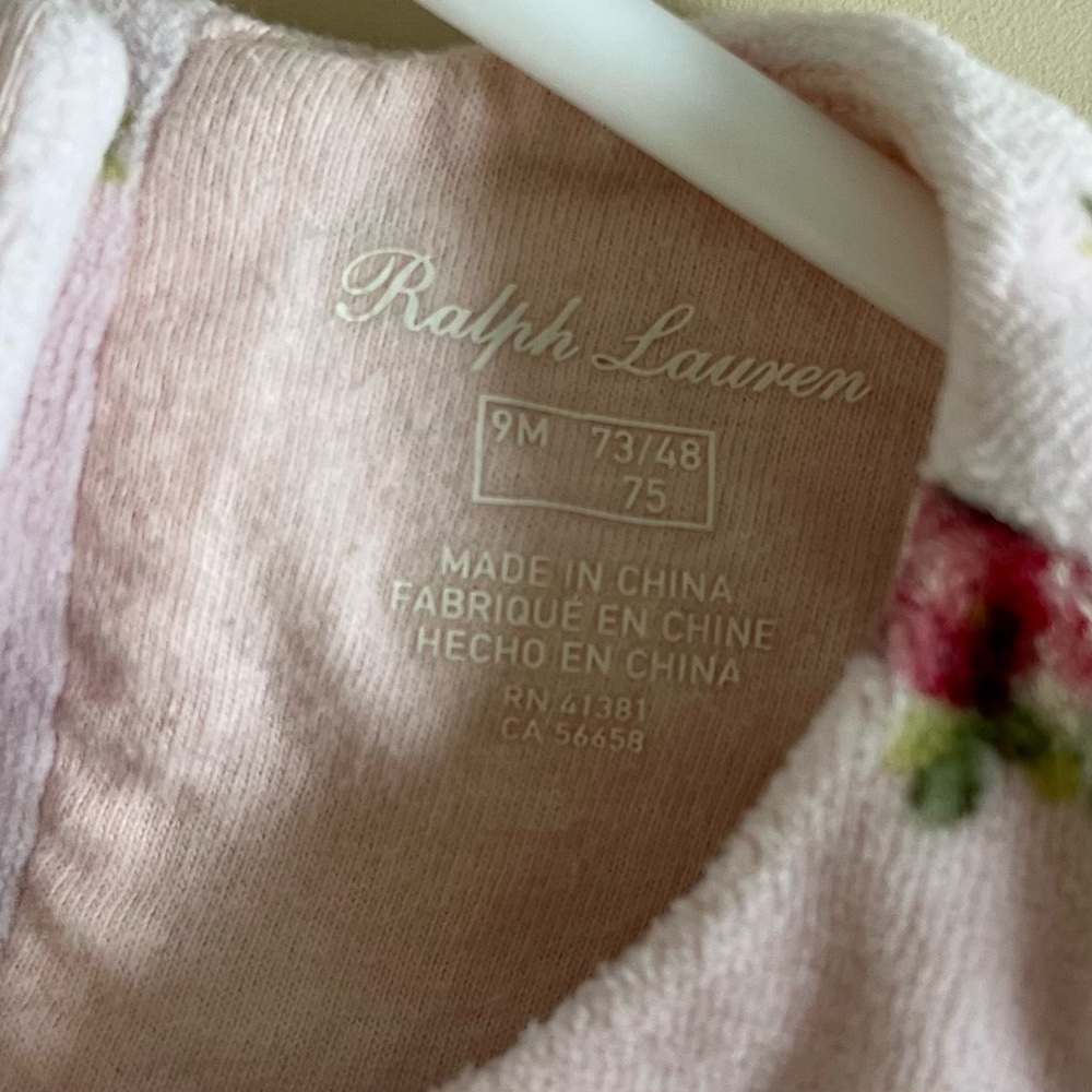 Ralph Lauren 9 month baby girl velour pink floral one piece roses long sleeve - Picture 4 of 5